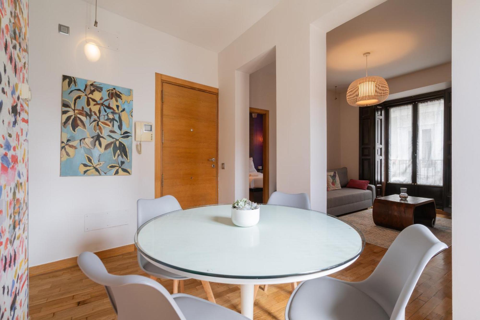 Apartamento Exterior En Lavapies Alquiler Temporal マドリード エクステリア 写真